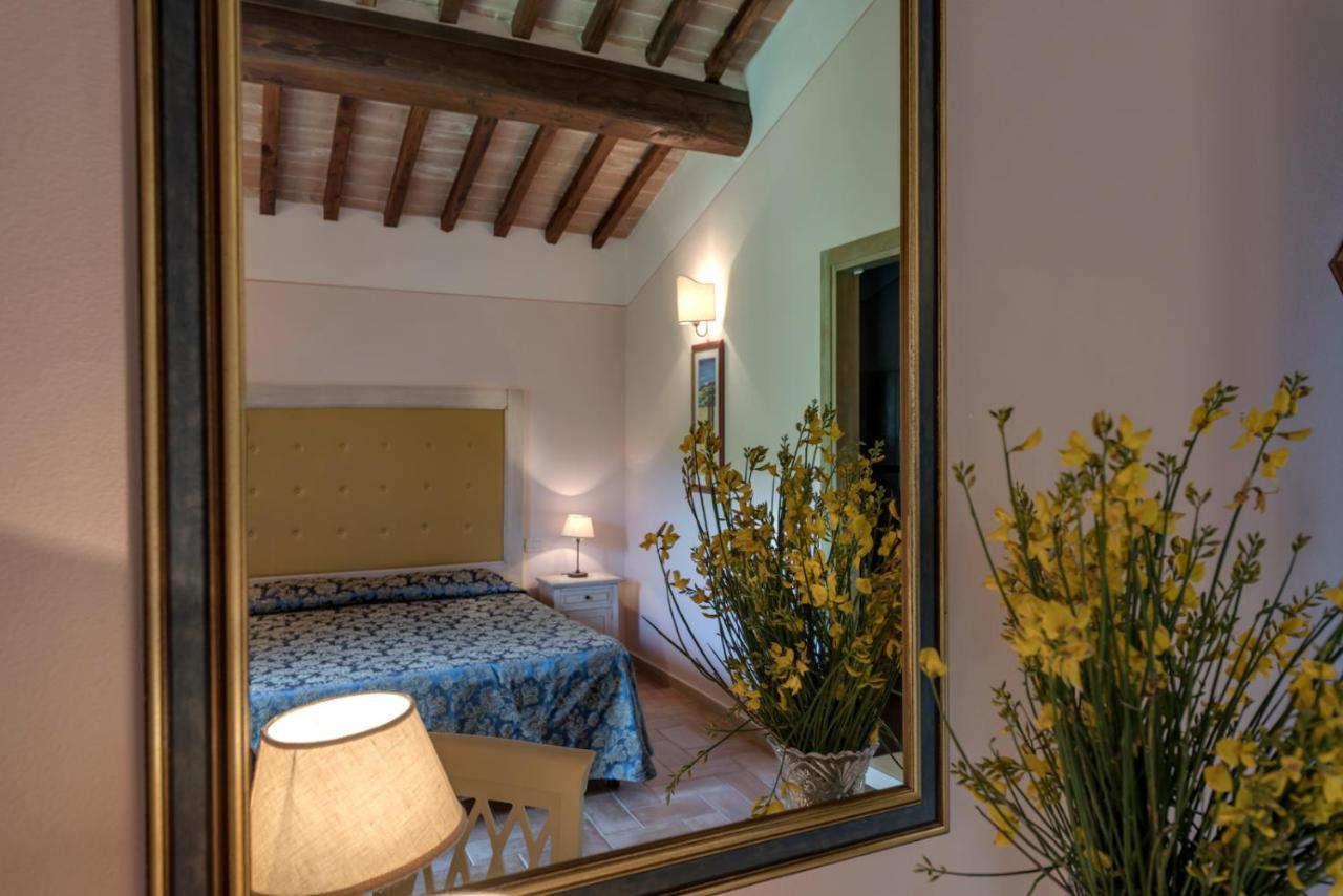 Casole dʼElsa Antica Fonte Resort المظهر الخارجي الصورة