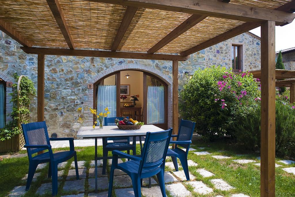 Casole dʼElsa Antica Fonte Resort الغرفة الصورة