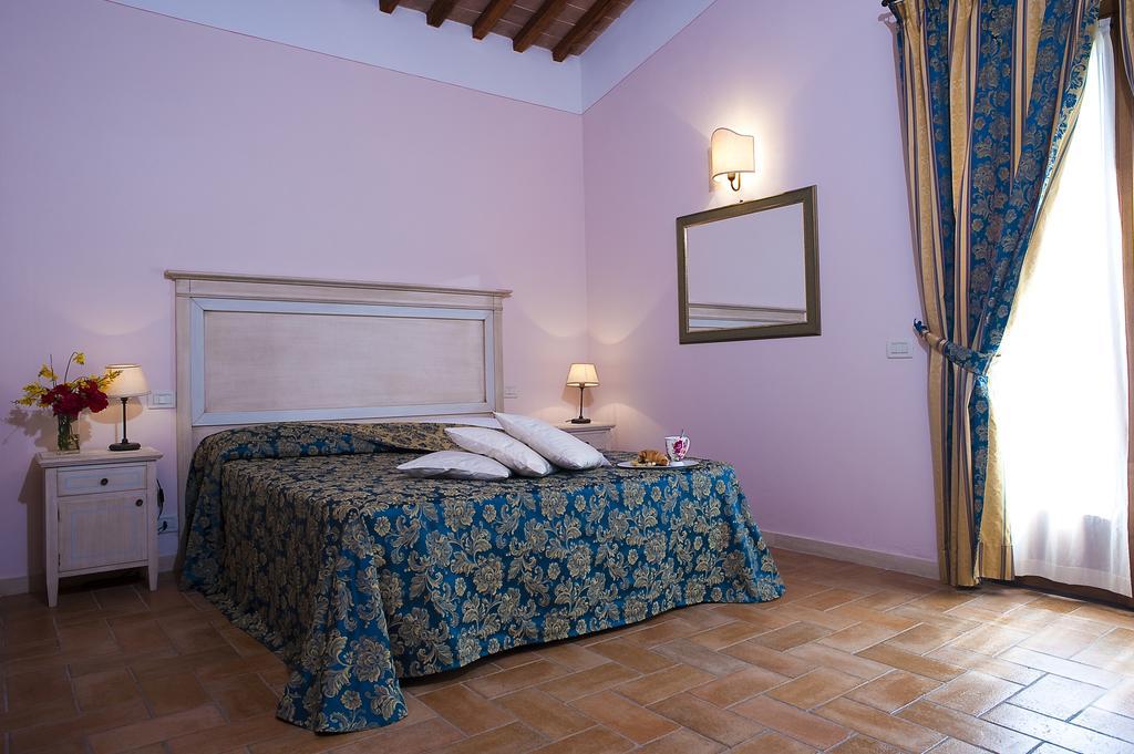 Casole dʼElsa Antica Fonte Resort الغرفة الصورة