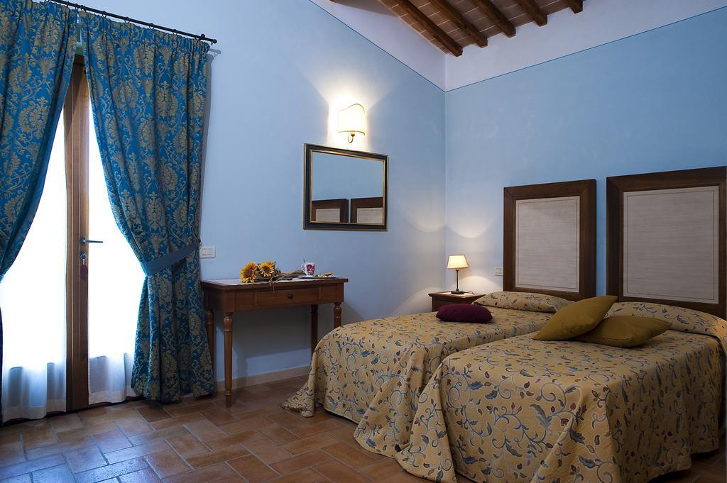 Casole dʼElsa Antica Fonte Resort المظهر الخارجي الصورة