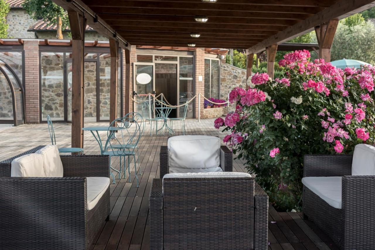 Casole dʼElsa Antica Fonte Resort المظهر الخارجي الصورة